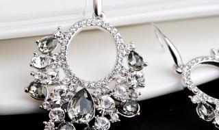 施华洛世奇钻石